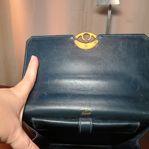 Gucci Vintage Leather Handbag - Picture 7 of 11